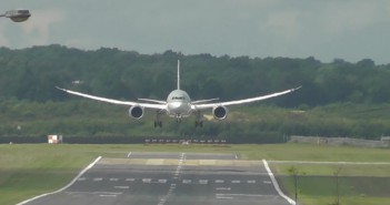 Novi avio-prevoznik, stare navike